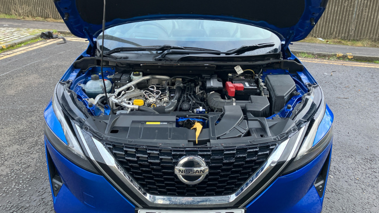 Nissan Qashqai 1.3 DiG-T MH Tekna 5dr Petrol Hatchback